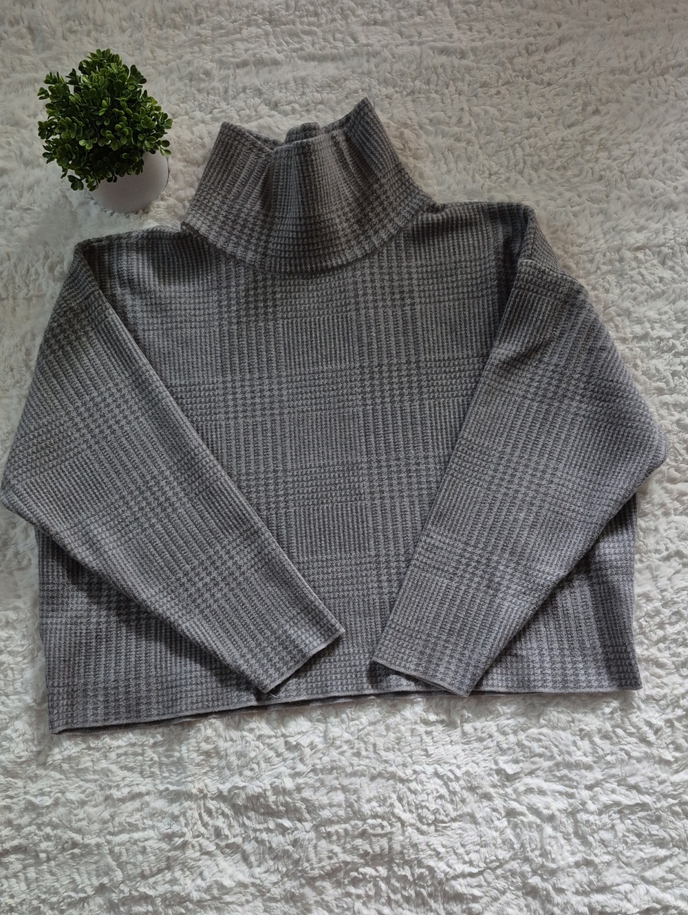 Ann Taylor Factory Gray Plaid Turtleneck Sweater